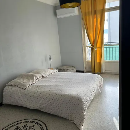 T4 Spacieux 100m2 Climatise *