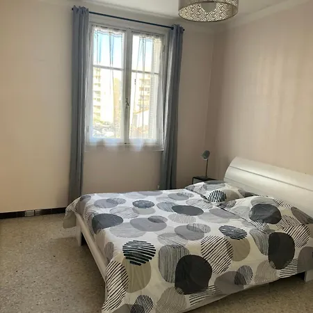 T4 Spacieux 100m2 Climatisé * Ajaccio (Corsica)
