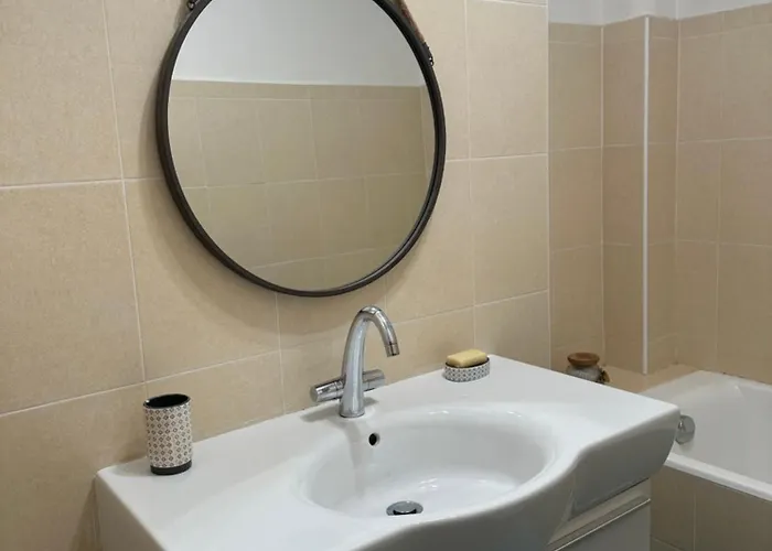 T4 Spacieux 100m2 Climatise Ajaccio (Corsica)