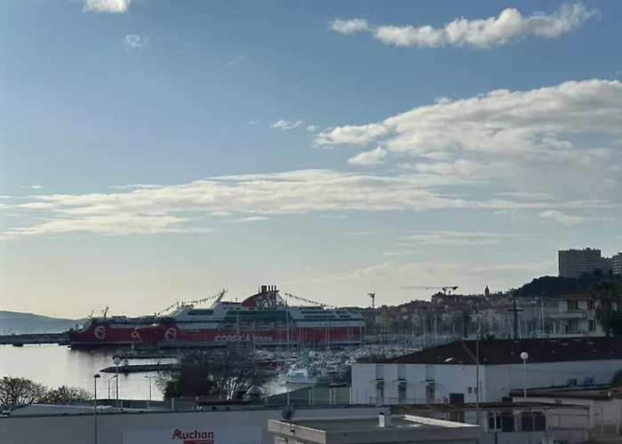 T4 Spacieux 100m2 Climatise Apartment