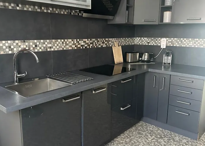 T4 Spacieux 100m2 Climatise Ajaccio (Corsica)